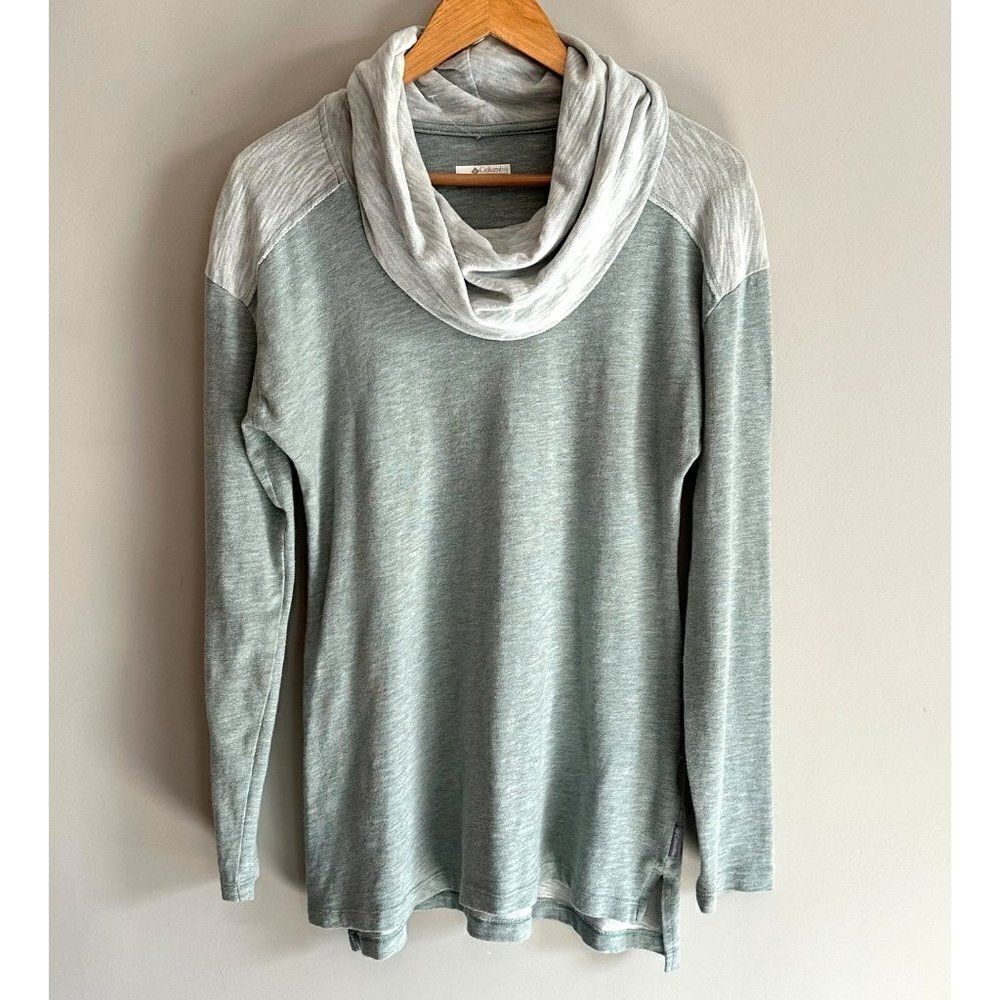 Columbia Cowl Neck Athletic Top Pullover Womens Medium Green Colorblock Hiking